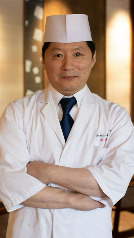 足立　卓也 氏