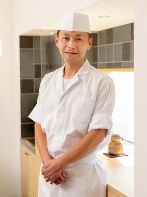 藤井　孝之輔 氏