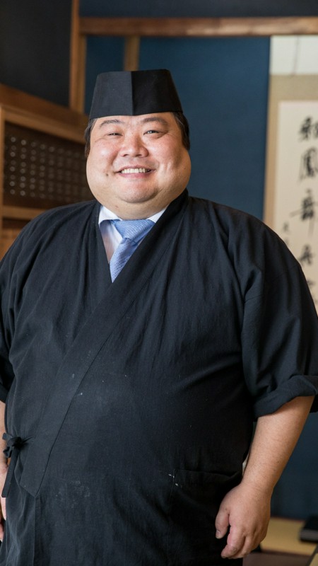 中村　義信 氏