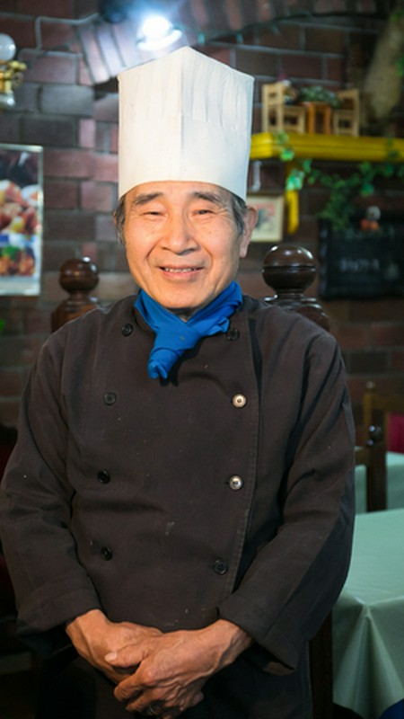 稲積　春雄 氏