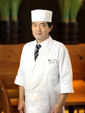 南井之上　健一 氏