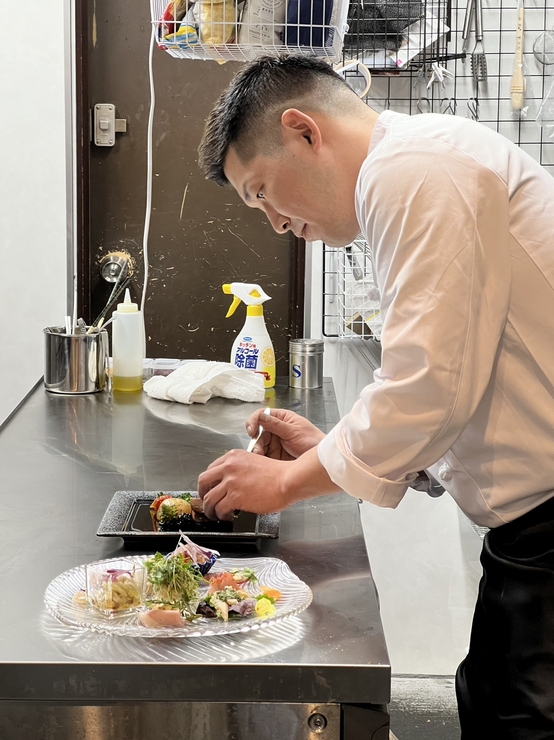 佐藤　健太 氏