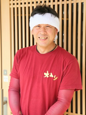 佐藤　健作 氏