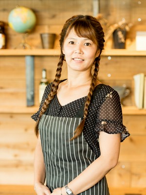 安住 沙耶香 氏