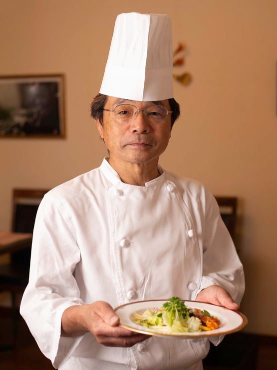 大庭　吉登 氏