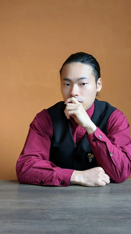 本郷　善貴 氏