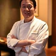 谷川　勝三 氏