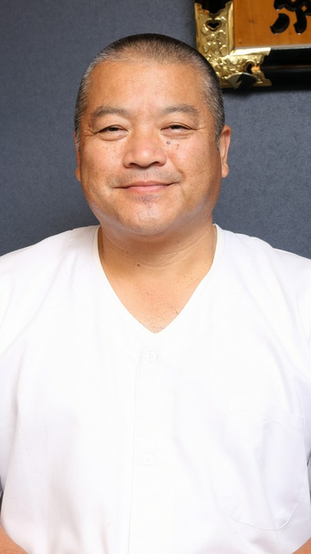小塚　和浩 氏