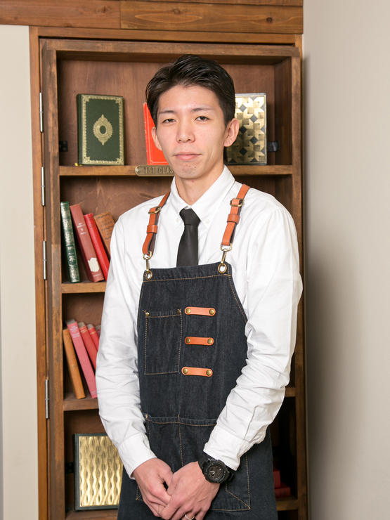堀　奏士 氏