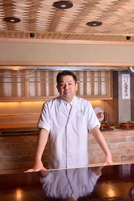 高橋　秀人 氏