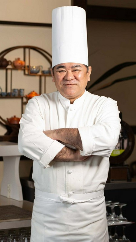満名　英樹 氏
