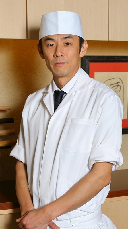 河上　卓博 氏