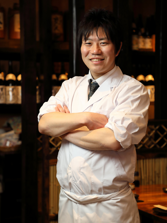 中山　元晶 氏