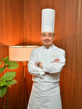 千住　悦也 氏