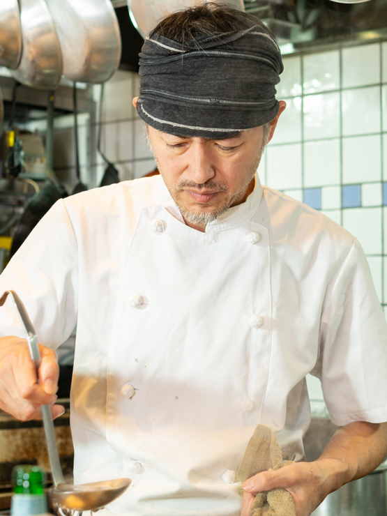 武藤　建二 氏