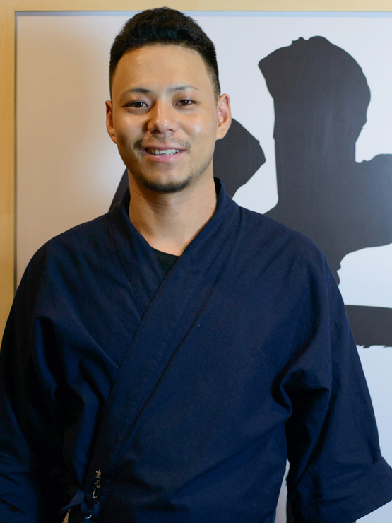 饒平名　将一 氏