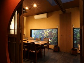 黒毛和牛はなだ志都呂店