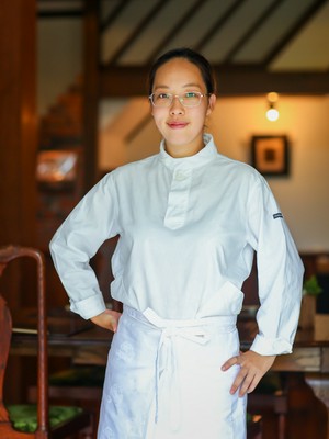 山本　しほり 氏