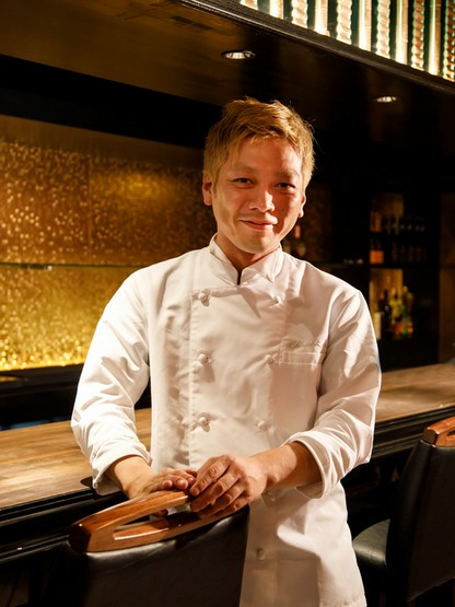 King Prince 丸の内 フレンチ の料理人 加藤 千明 氏 ヒトサラ King Prince 丸の内 フレンチ の料理人 加藤 千明 氏 ヒトサラ