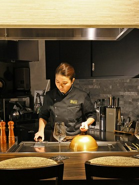 清水　さやか 氏