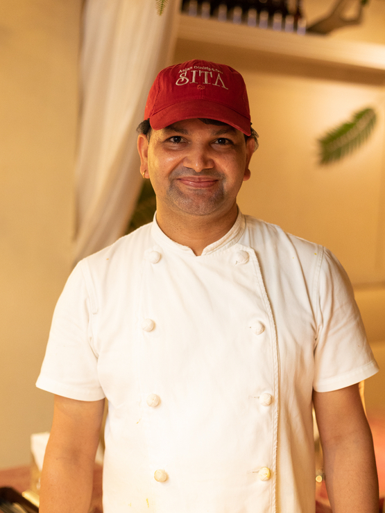 パクワ　ナラエン 氏