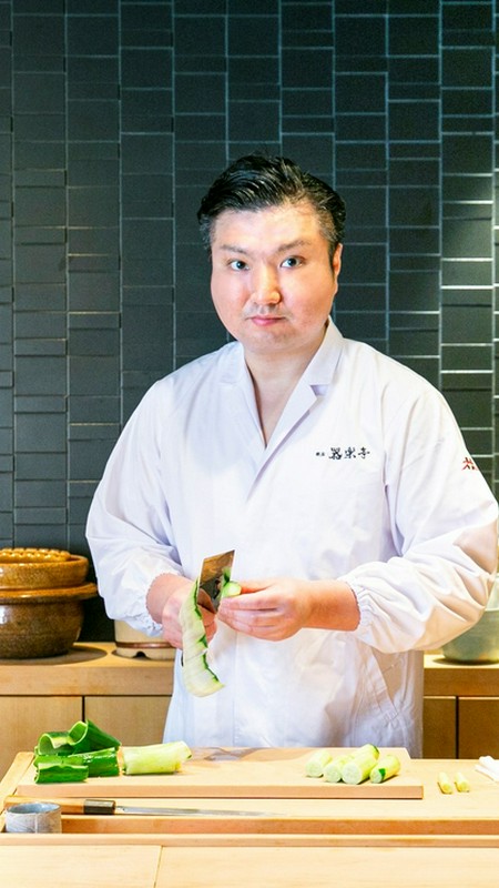 浅倉　鼓太郎 氏