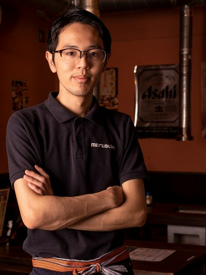 秩父焼肉ホルモン酒場まる助西武秩父駅前店 秩父 長瀞 焼肉 の料理人 浅見 滉将 氏 ヒトサラ