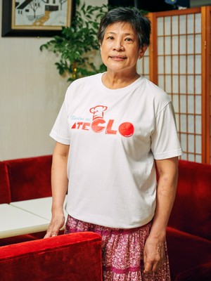 倉岡　ルシーラ 氏