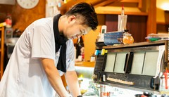 若田　昂良 氏