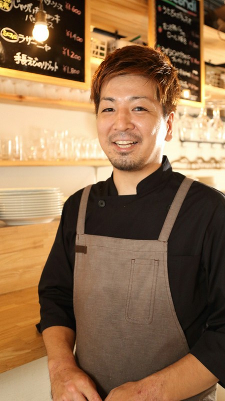 七里　健太 氏