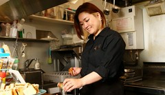 野村　弓佳 氏