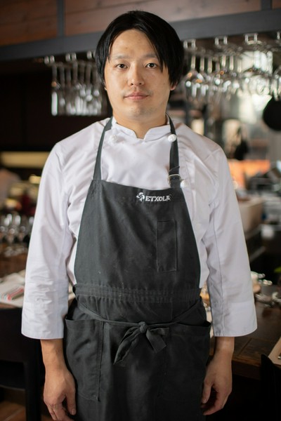 ETXOLA エチョラ 阿波座/京町堀/ステーキ 料理人 清水 和博 氏 | ヒトサラ