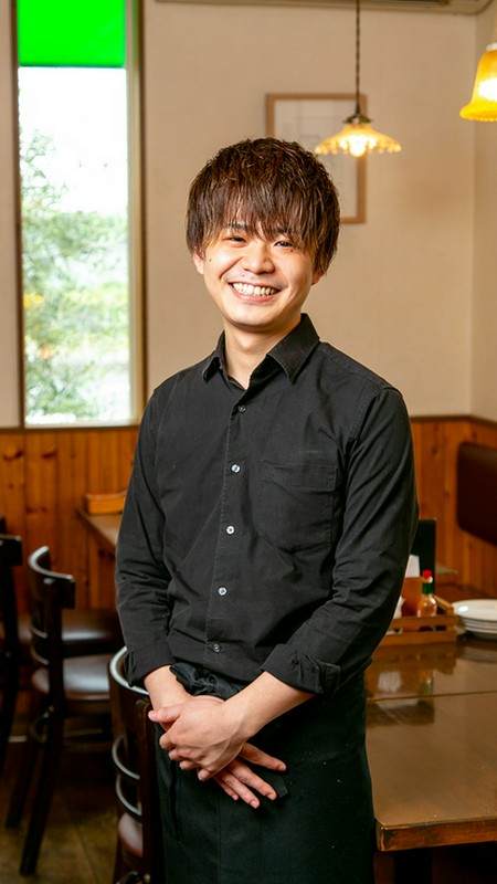 井上　翔陽 氏