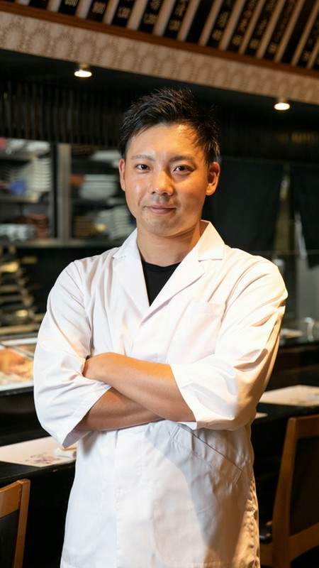 岡　真太朗 氏