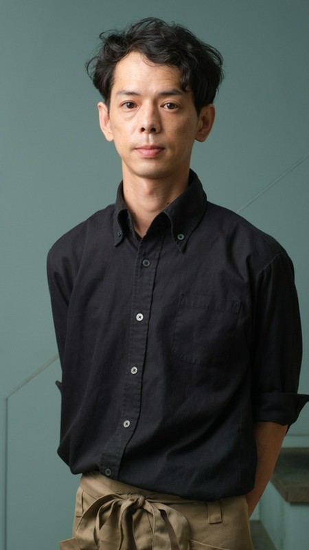 岸根　一也 氏