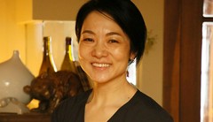 髙橋　奈穂 氏