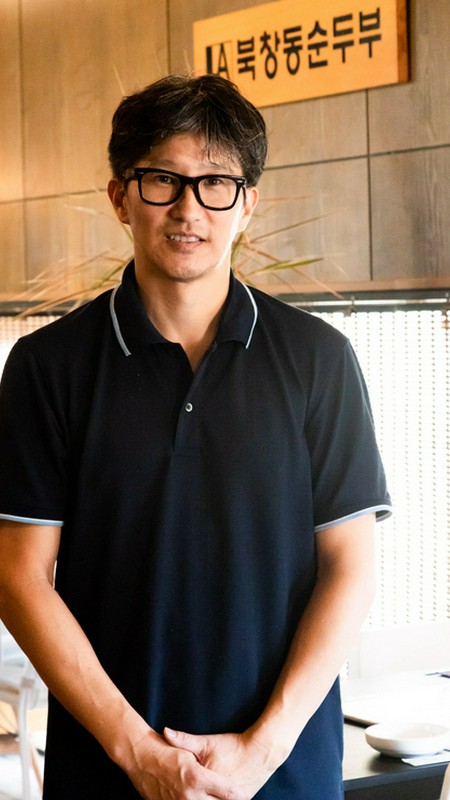鄭　哲豪 氏