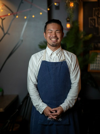KINFOLK 静岡/ダイニングバー 料理人 近藤 大斗 氏 | ヒトサラ