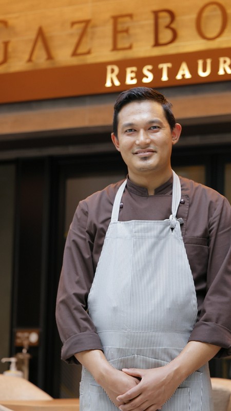 ラゼンドゥラ　セレスタ 氏