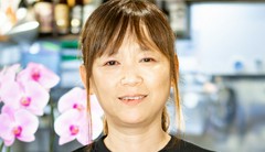 三輪　敬子 氏