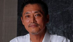 神代　三喜男 氏