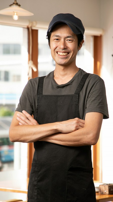 阿川　行助 氏