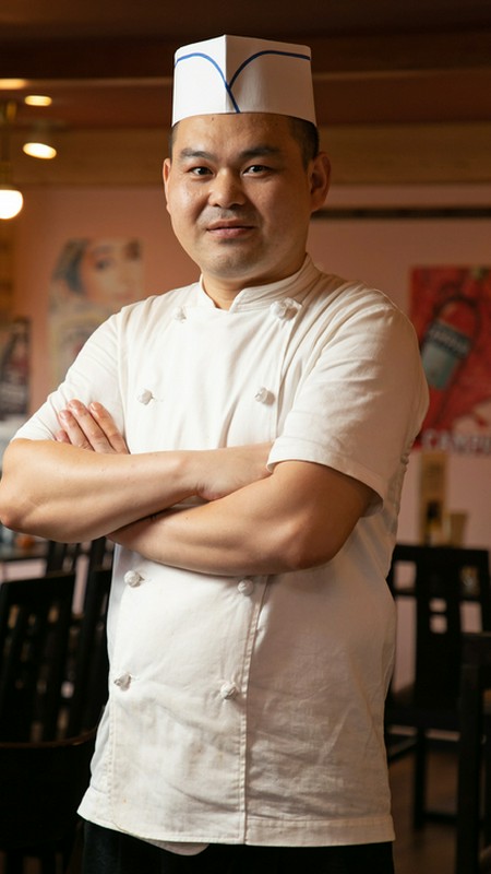 李　ショウ 氏
