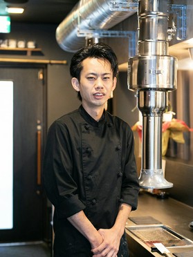 石崎　貴大 氏