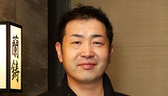 榊原　俊作 氏