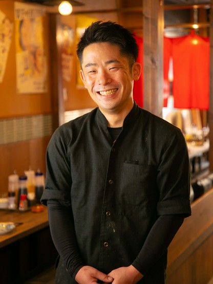 餃子酒場めだか2号店 福山 府中 餃子 の料理人 山本 正樹 氏 ヒトサラ