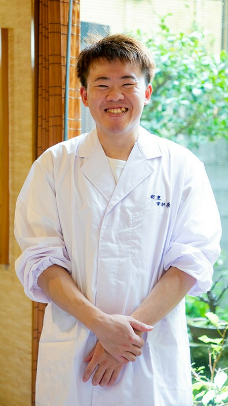 菅原　優真 氏