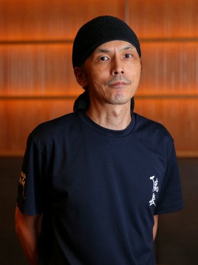 山田　伸一 氏