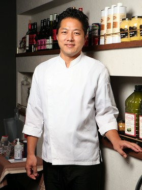 亀田　靖 氏