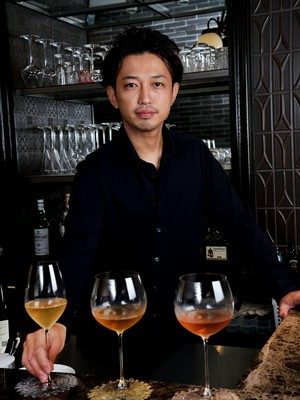 武岡　真也 氏
